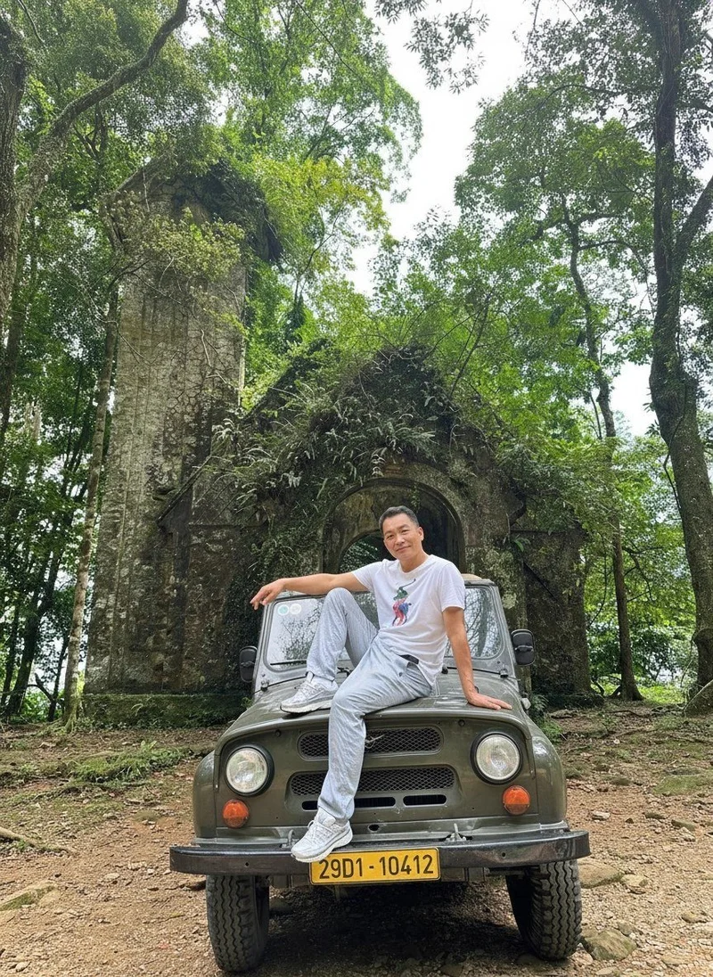 Ba Vi National Park & Duong Lam Jeep Tour