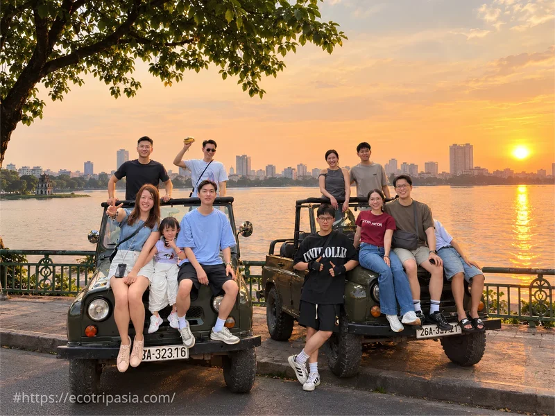 Hanoi Jeep City Highlights Tour – 2 Hours