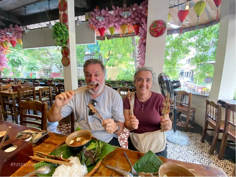 Hanoi Jeep Street Food & Culture Tour