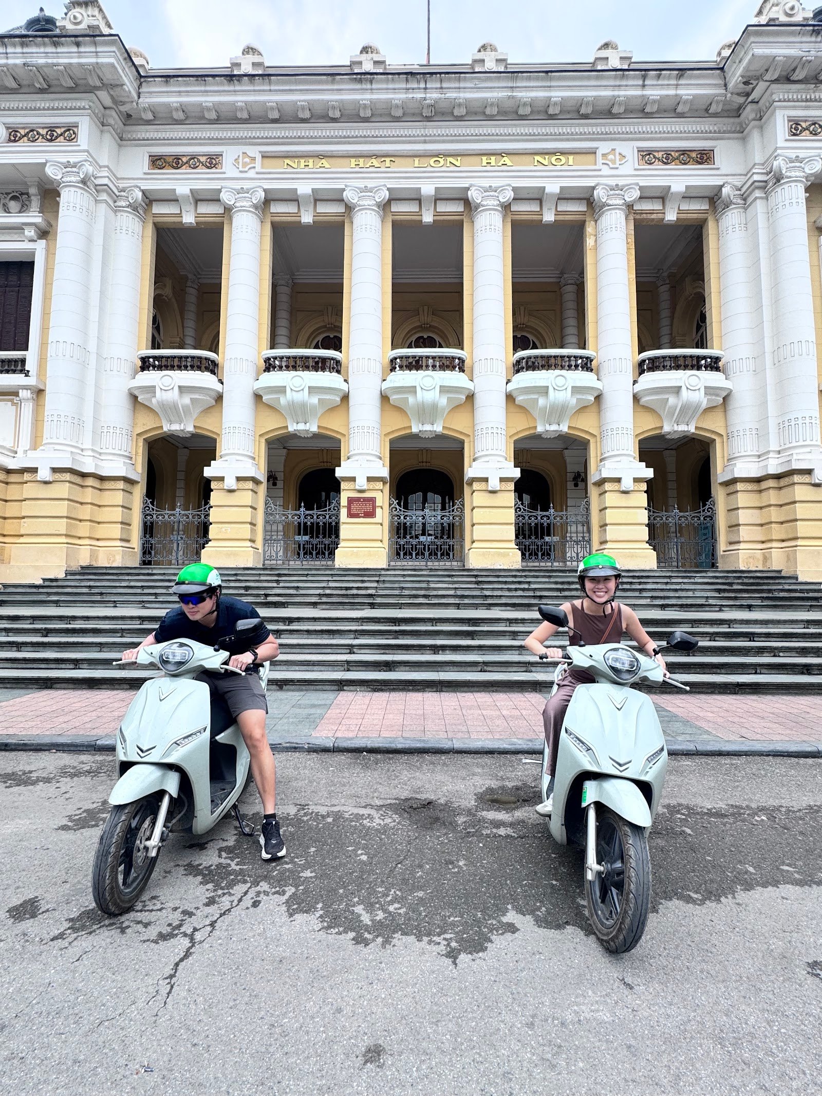 How to Use the Grab App in Hanoi for Food Delivery, Motorbike Taxis and Car Rides